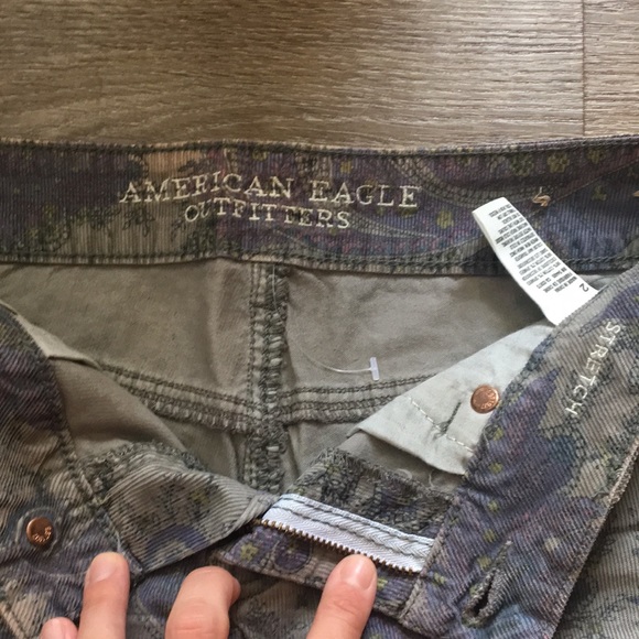 American eagle paisley corduroy shorts size 2 - Picture 5 of 7